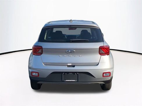 New 2026 Hyundai Venue SE image 6