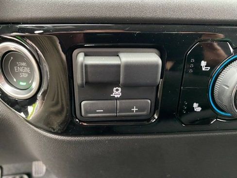 New 2025 Chevrolet Silverado 1500 LT image 14