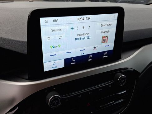 Used 2020 Ford Escape SEL image 17