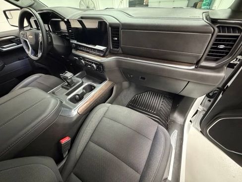 Certified 2025 Chevrolet Silverado 1500 LT w/ Convenience Package II AWD/4WD image 26