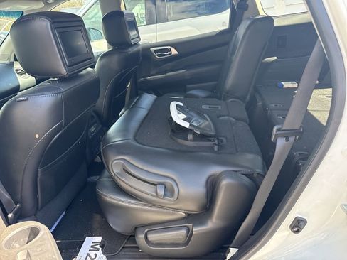 Used 2014 Nissan Pathfinder Platinum w/ Platinum Premium Package image 6