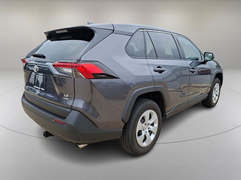 Used 2024 Toyota RAV4 LE AWD/4WD image 11