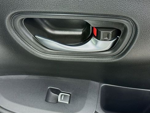 Used 2025 Honda HR-V Sport image 30