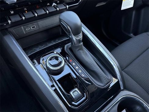 New 2026 GMC Canyon Elevation image 22