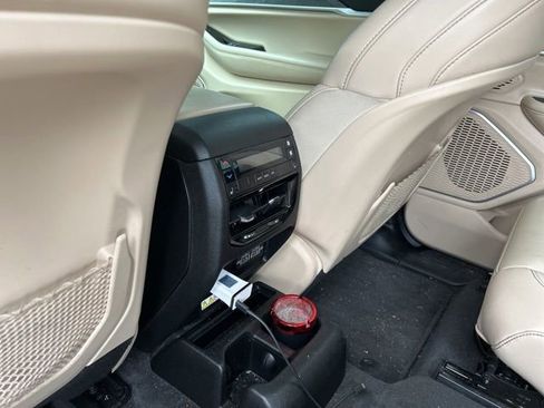 Used 2021 Jeep Grand Cherokee L Limited AWD/4WD image 16