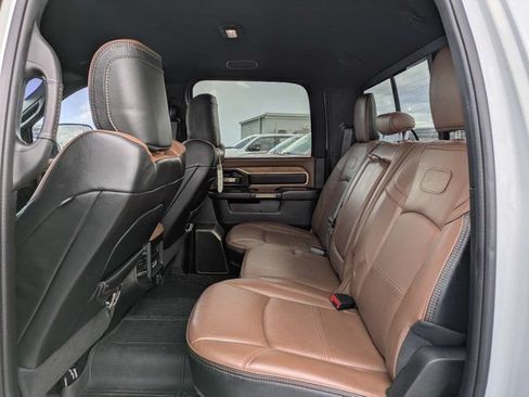Used 2022 RAM 2500 Limited AWD/4WD image 13