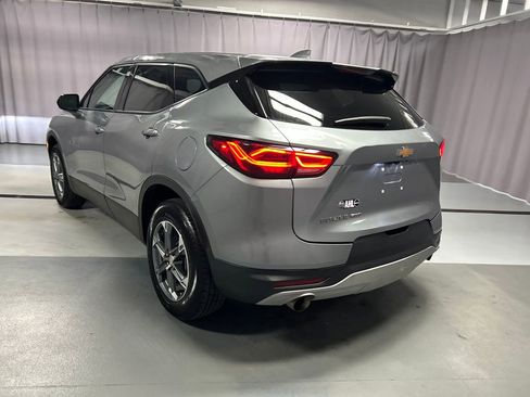 Used 2025 Chevrolet Blazer LT AWD/4WD image 5