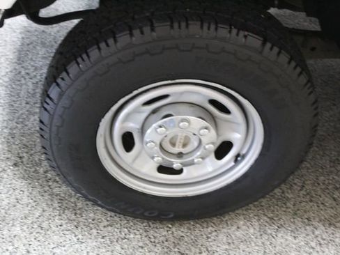 Used 2011 Ford F250 XL image 21