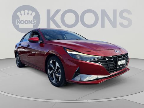 Used 2023 Hyundai Elantra Limited FWD image 18