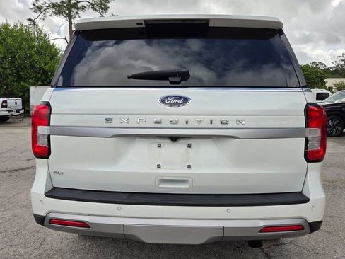 Used 2022 Ford Expedition XLT RWD image 6