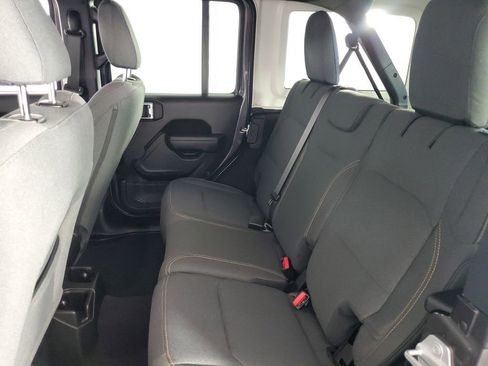 Used 2026 Jeep Wrangler Sport S image 13