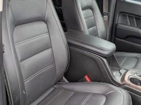 Used 2021 GMC Canyon Denali image 19