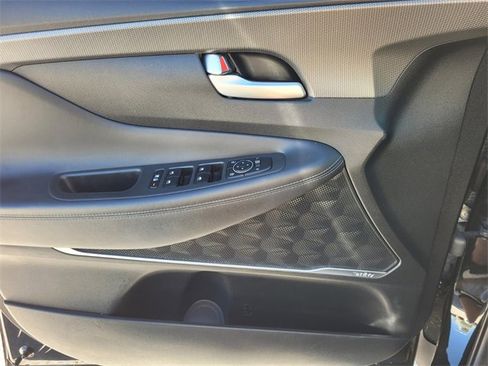 Used 2019 Hyundai Santa Fe Limited image 22