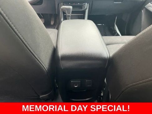 Used 2020 Chevrolet Colorado LT RWD image 14