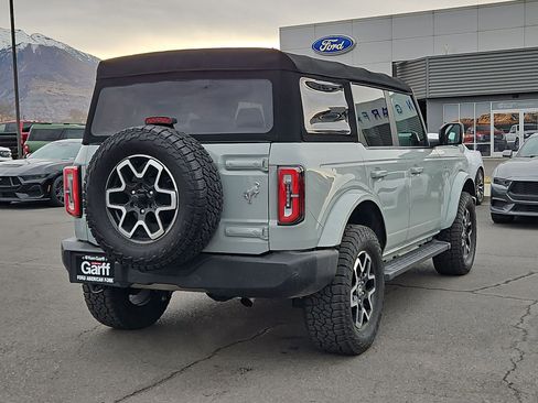 Used 2021 Ford Bronco Outer Banks image 3