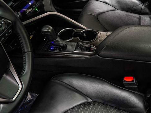 Used 2024 Toyota Camry XSE image 17