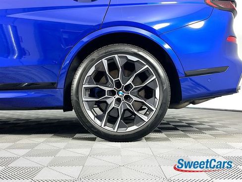 Used 2025 BMW X7 M60i image 52