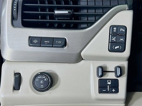 Used 2019 GMC Yukon Denali w/ Denali Ultimate Package image 23
