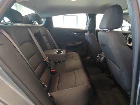 Used 2024 Chevrolet Malibu LT FWD image 16