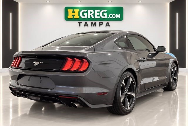 Used 2018 Ford Mustang Coupe RWD image 7