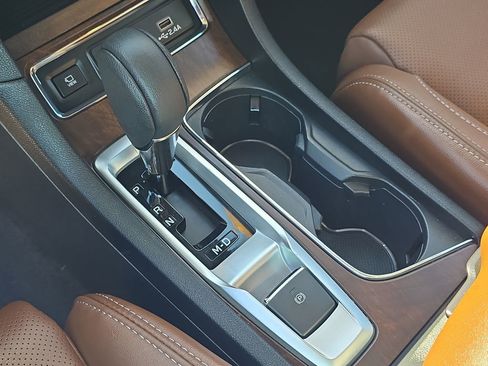 Used 2024 Subaru Ascent Touring w/ Popular Package #2 image 32