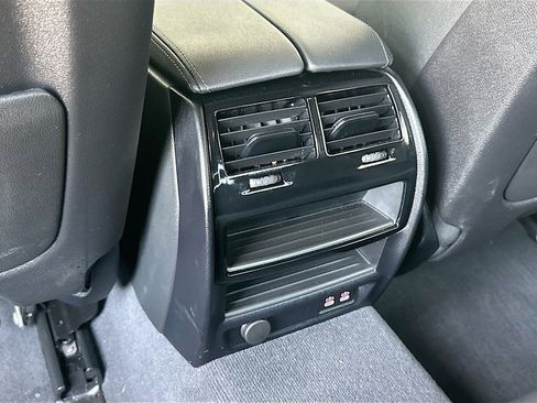 Used 2023 BMW 540i w/ Convenience Package image 26