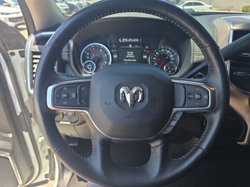 Used 2024 RAM 2500 Laramie AWD/4WD image 9
