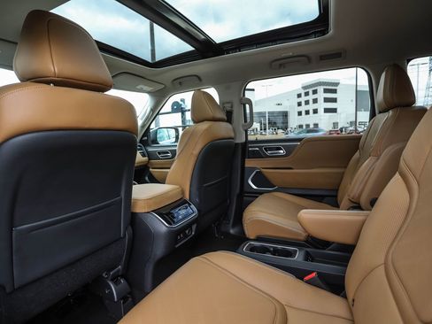 Used 2025 INFINITI QX80 Luxe AWD/4WD image 20