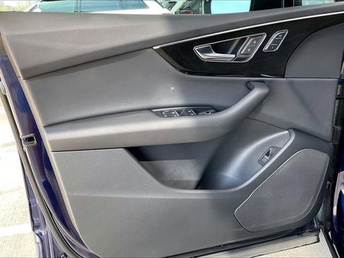 Used 2022 Audi Q7 2.0T Premium w/ Convenience Package image 20