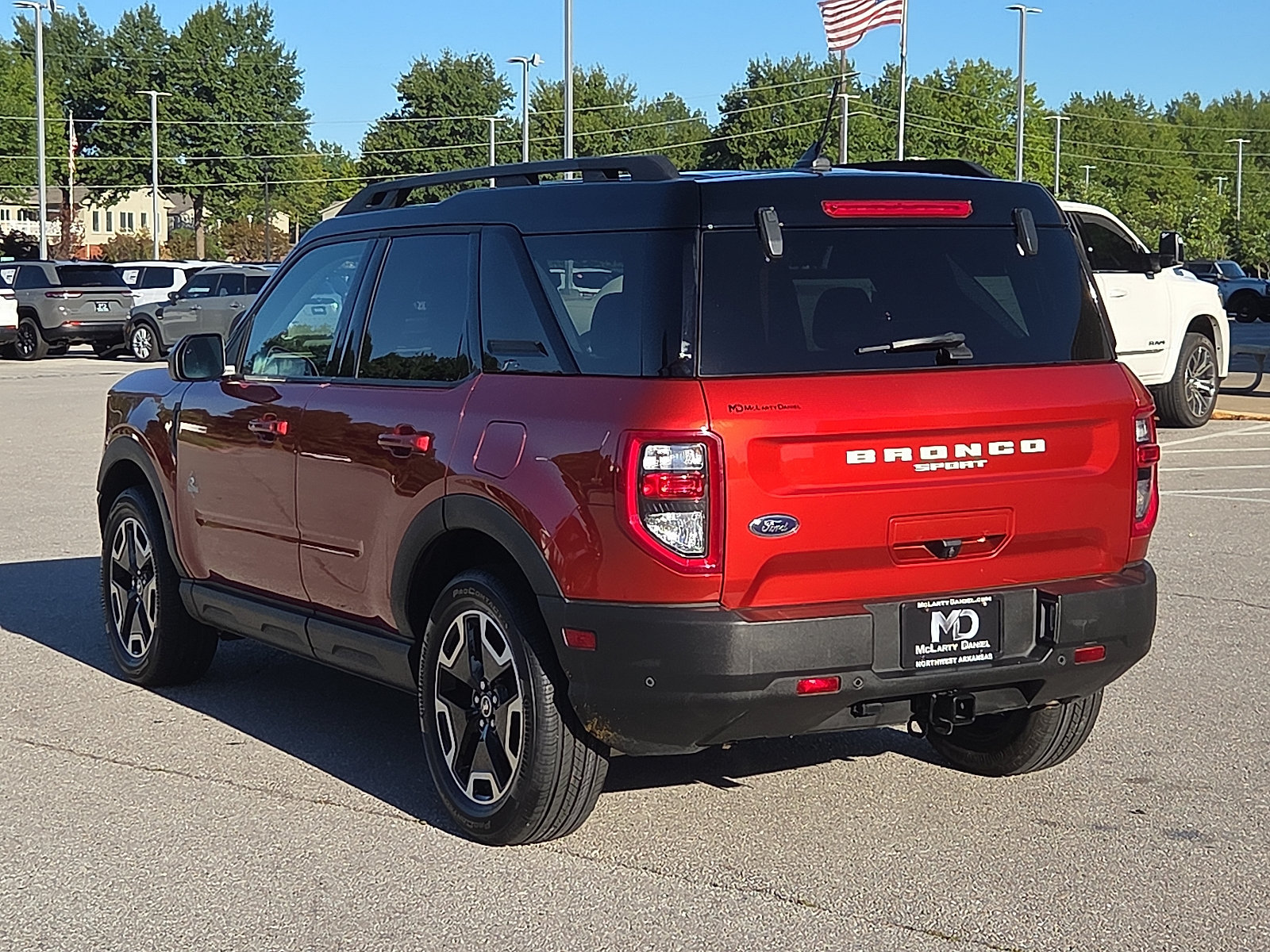 Used 2022 Ford Bronco Sport Outer Banks w/ Tech Package AWD/4WD image 4