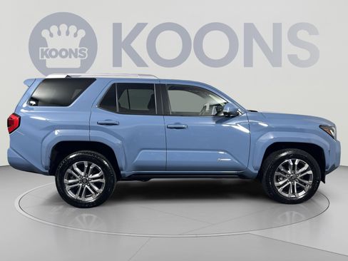 Used 2025 Toyota 4Runner Limited AWD/4WD image 12
