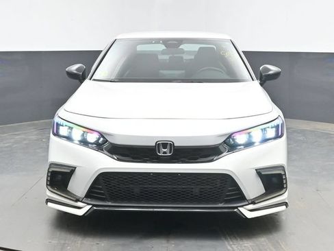 Used 2023 Honda Civic Sport image 3
