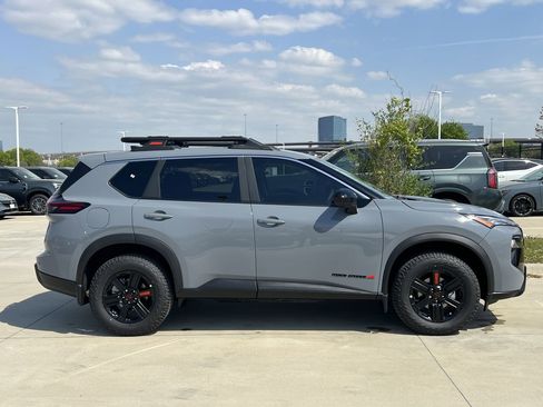 New 2026 Nissan Rogue SV image 3