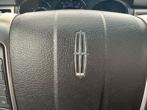 Used 2012 Lincoln MKZ FWD image 20