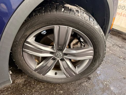 Used 2021 Volkswagen Tiguan SEL image 50