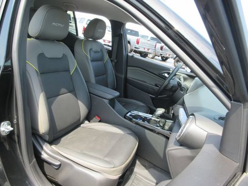 Certified 2025 Chevrolet Trax ACTIV w/ Driver Confidence Package FWD image 19