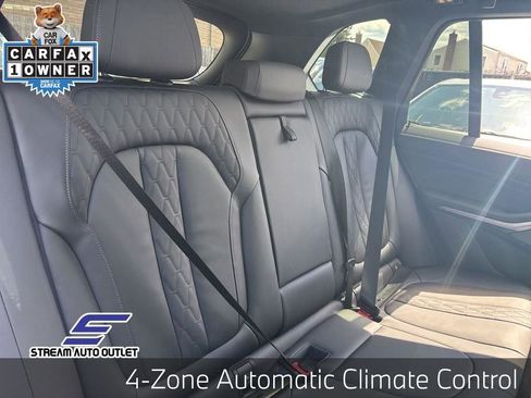 Used 2025 BMW X5 xDrive50e image 14
