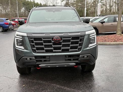 Certified 2025 Nissan Armada PRO-4X image 4