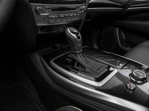 Used 2017 INFINITI QX60 FWD w/ Deluxe Technology Package image 27