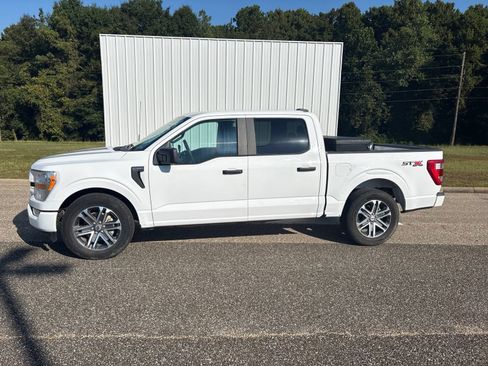Used 2022 Ford F150 XL w/ STX Appearance Package RWD image 1