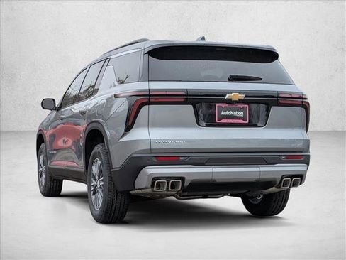 New 2026 Chevrolet Traverse LT w/ Driver Confidence Package image 7