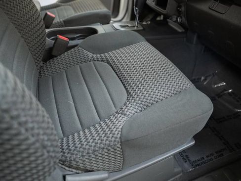 Used 2021 Nissan Frontier SV RWD image 31