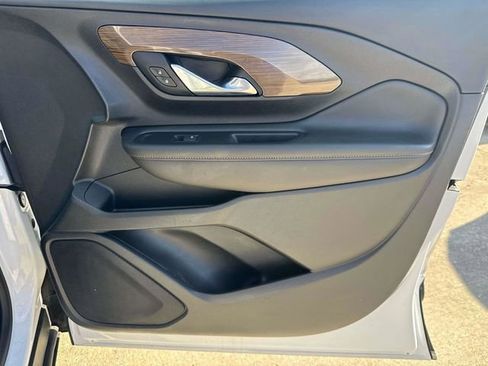 Used 2020 GMC Terrain SLE w/ Driver Convenience Package image 19