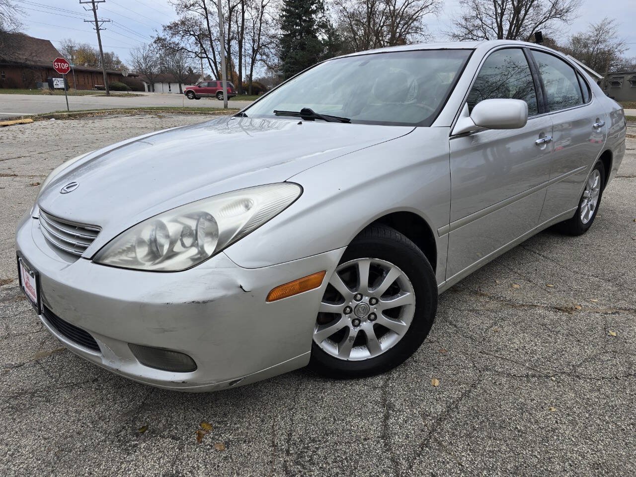 Used 2002 Lexus ES 330 w/ Premium Pkg FWD image 1