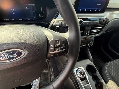Used 2024 Ford Escape Active FWD image 12