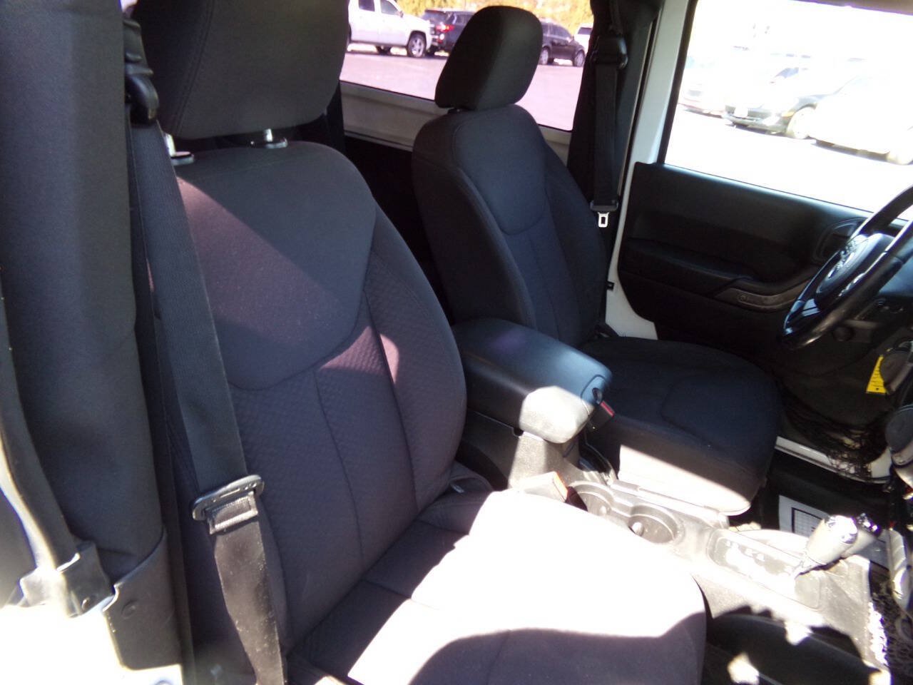 Used 2013 Jeep Wrangler Sport w/ Connectivity Group AWD/4WD image 18
