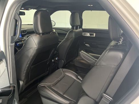 Used 2023 Ford Explorer ST w/ Equipment Group 401A AWD/4WD image 26