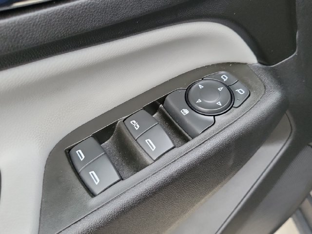 Used 2024 Chevrolet Equinox LS FWD image 11