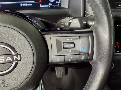 Used 2023 Nissan Rogue Platinum w/ Platinum Premium Package image 29