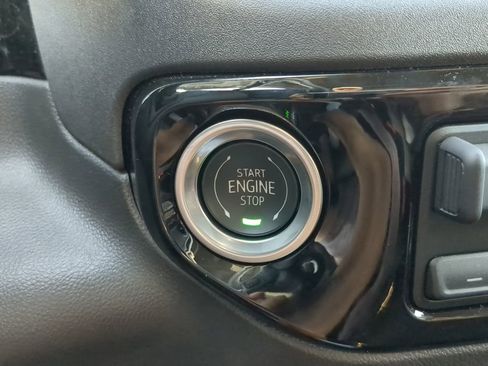 New 2025 Chevrolet Silverado 1500 LT image 28